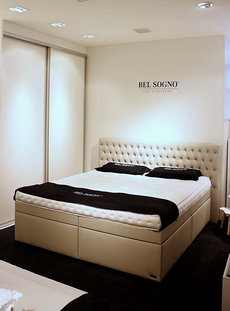 Probeliegen im Showroom — BEL SOGNO München